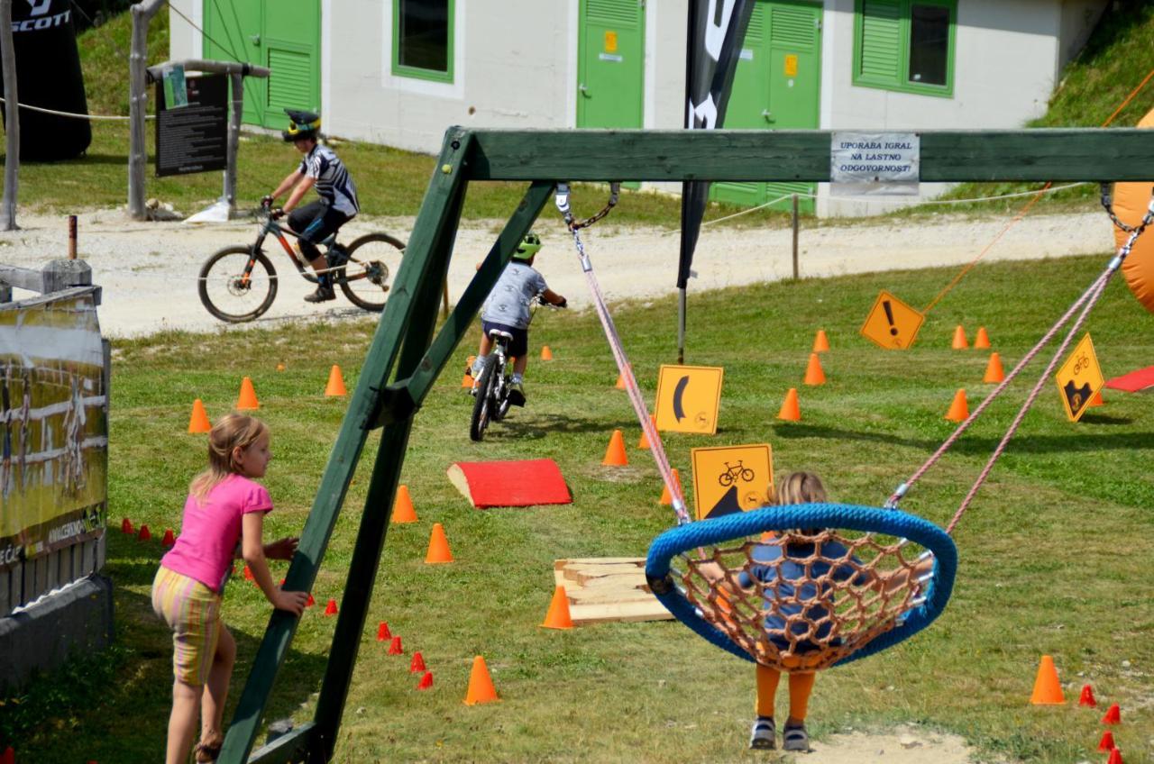 Alpska Perla Apartments Cerkno Ngoại thất bức ảnh
